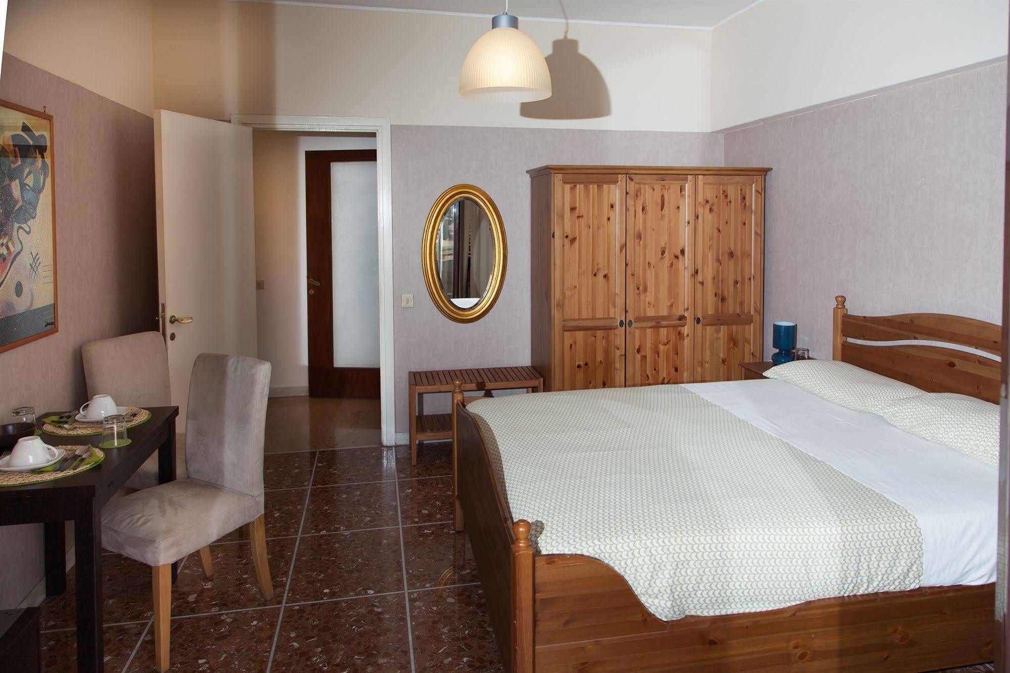 Santa Croce Bed & Breakfast Roma Ngoại thất bức ảnh