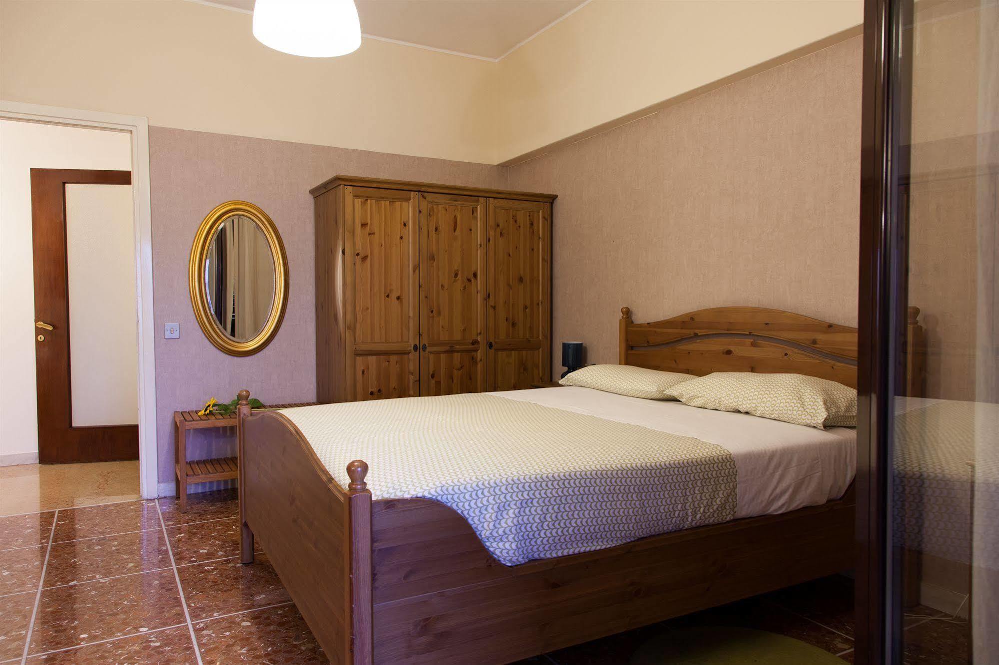 Santa Croce Bed & Breakfast Roma Ngoại thất bức ảnh